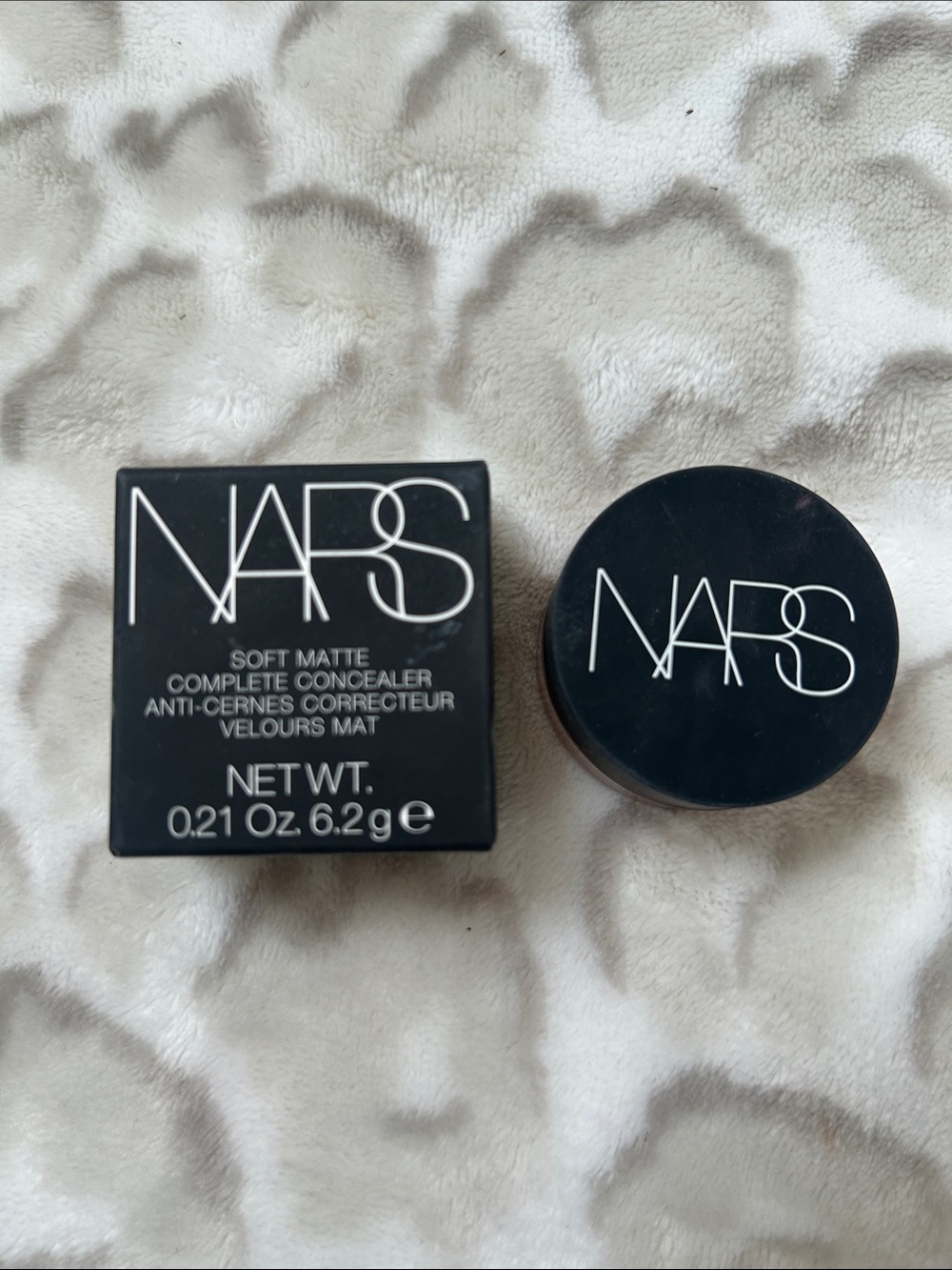 NARS Soft Matte Complete Concealer - Black Packaging with White Logo